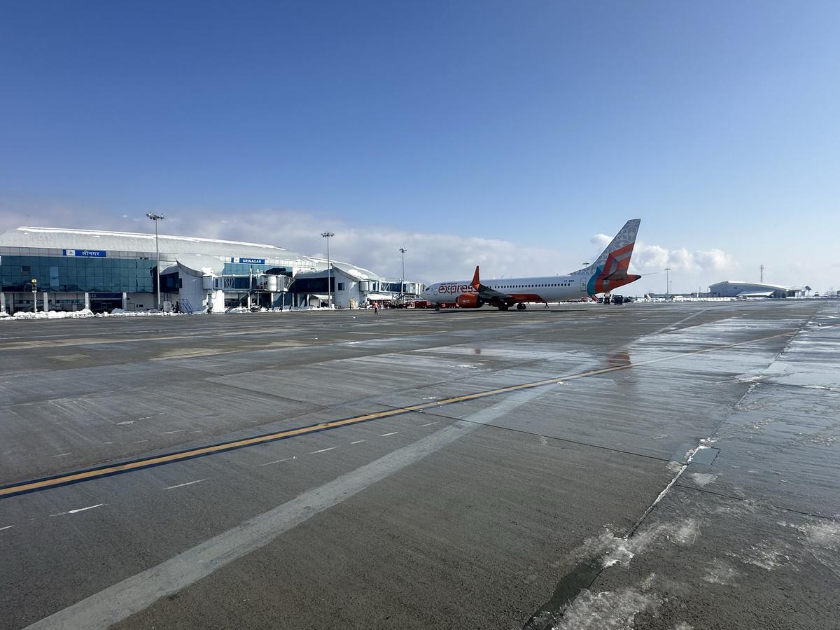 Day 1 — Arrival at Srinagar + Srinagar Sightseeing Tour + Shikara ride in the Dal lake